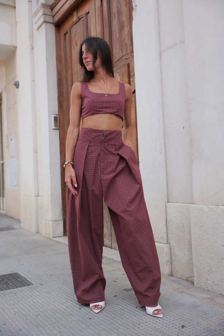 Completo Burgundy